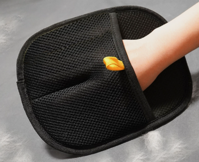 Pet Hair Remover Glove — Works on Any Surface